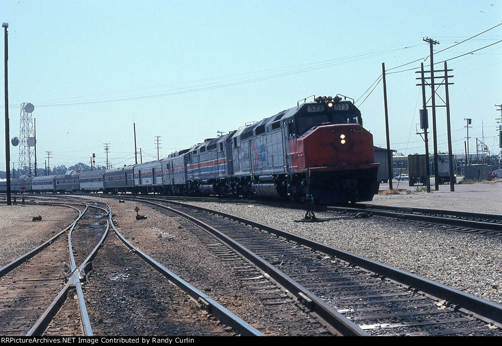 AMTK 573 on Coast Starlight